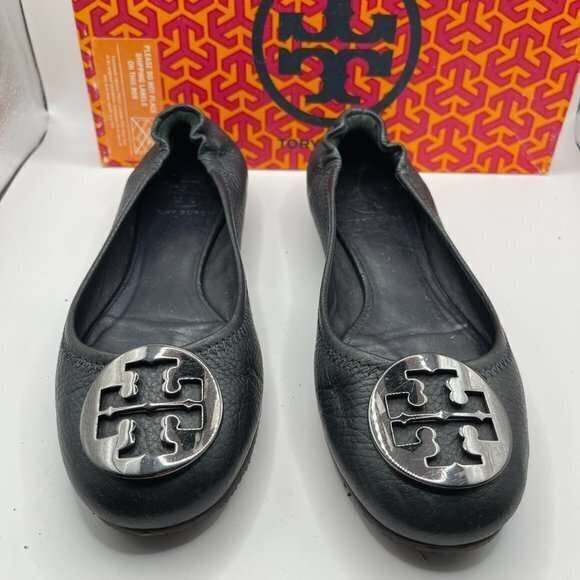 Tory Burch Reva Navy‎ Pewter Leather Ballet Flats with Metal Logo Size 6.5 - Picture 2 of 6